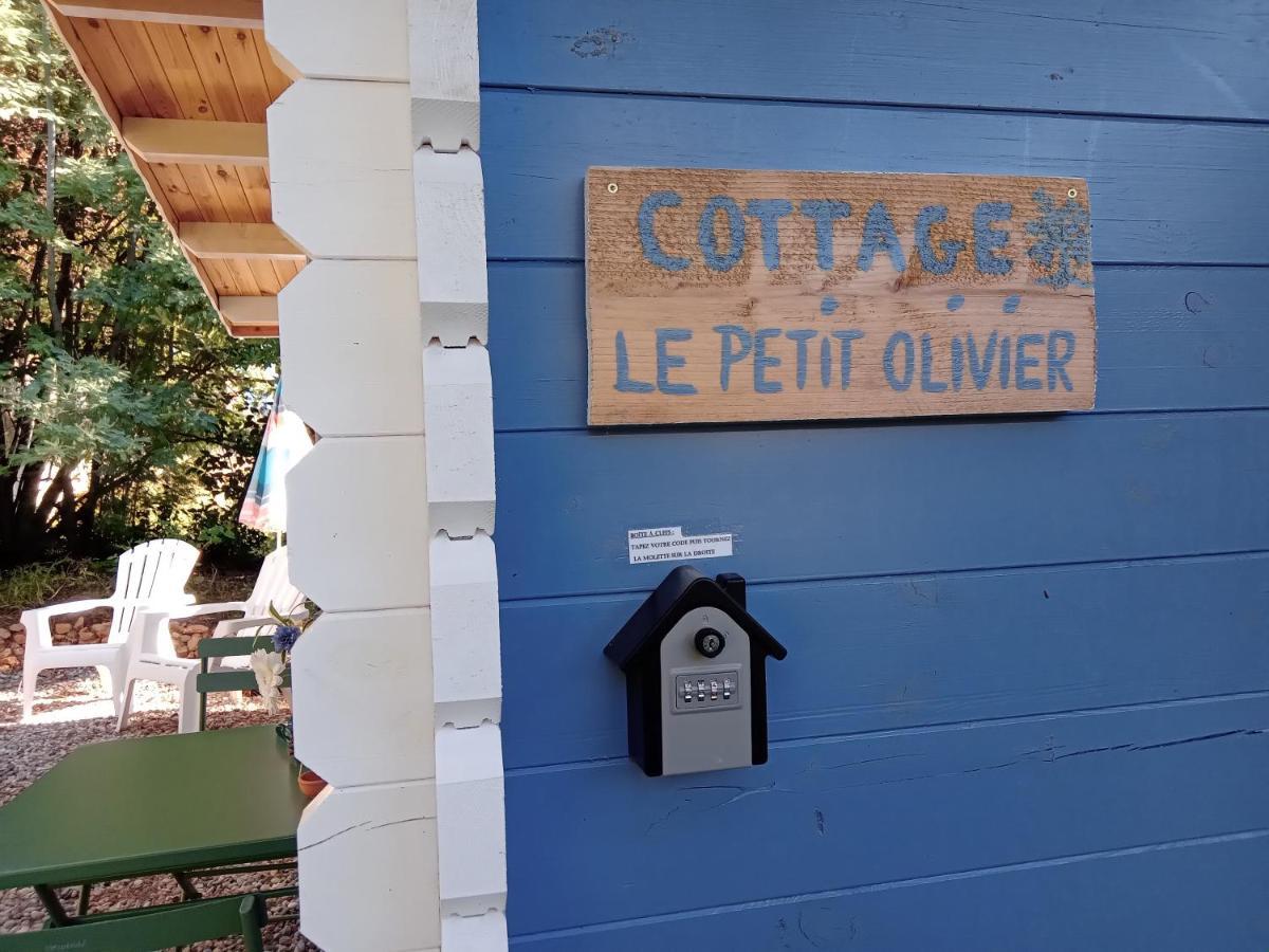 Chalet "Le Petit Olivier" Gites Appart 'Hotel L'Echappee Belle D'Aubenas Logement 2 Sur 3 מראה חיצוני תמונה